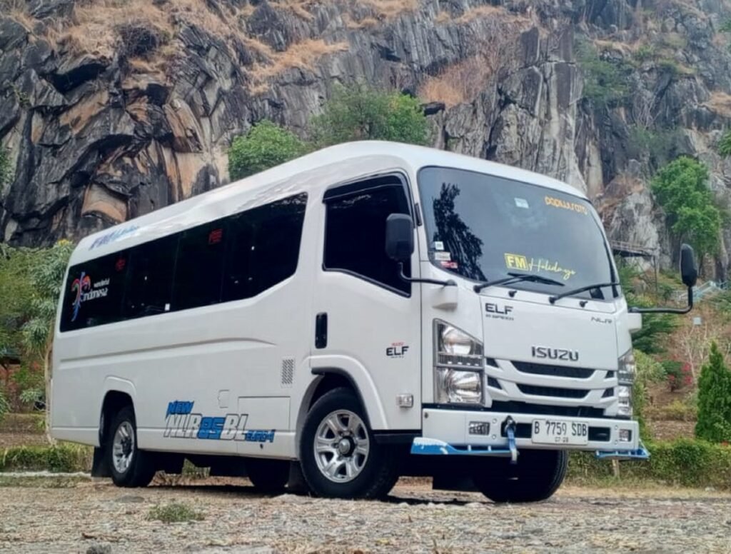 Armada Salihara Trans